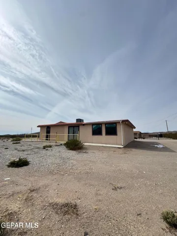 5989 Hueco Tanks Road, El Paso, Texas 79938