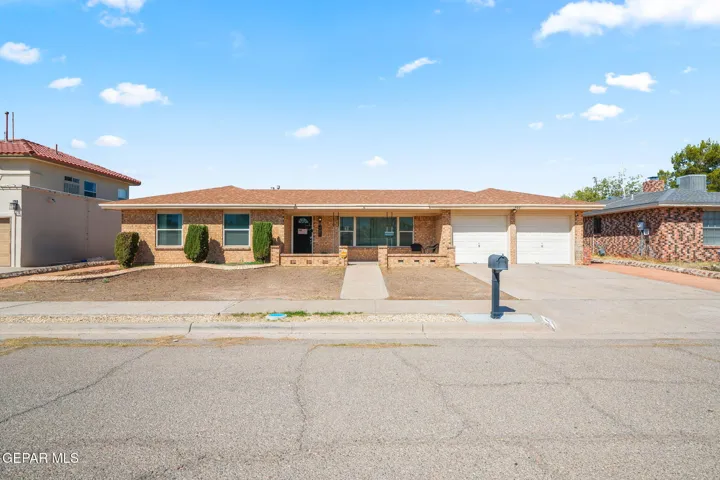 460 San Blas Drive, El Paso, Texas 79912