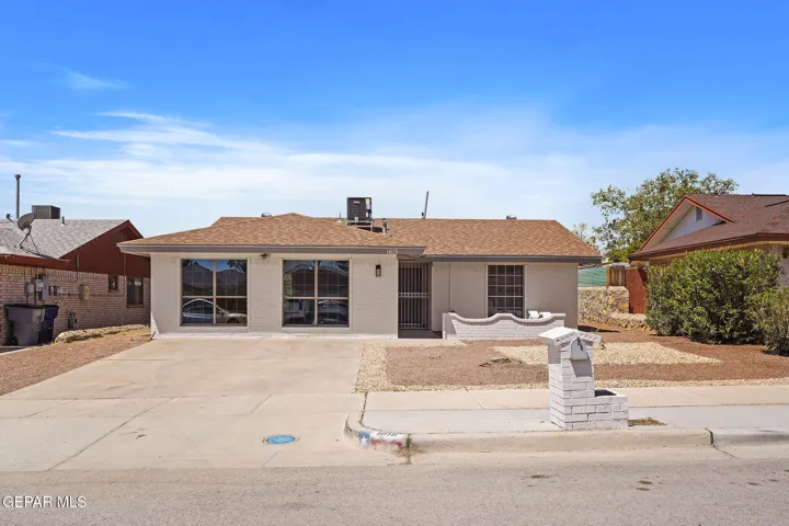 1615 Brian Ray Circle, El Paso, Texas 79936