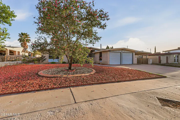 8408 Mineola Drive, El Paso, Texas 79925