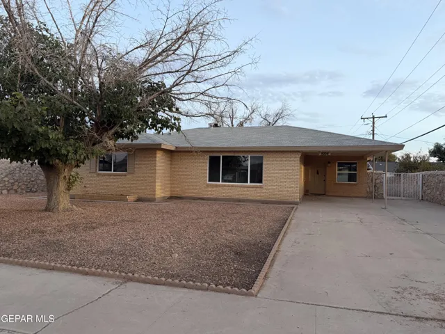 8104 Dempsey Avenue, El Paso, Texas 79925