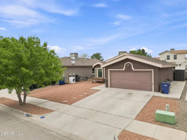 14733 Ava Leigh, El Paso, Texas 79938