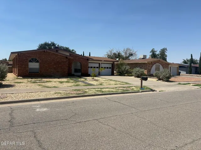 3417 Guthrie Street, El Paso, Texas 79935