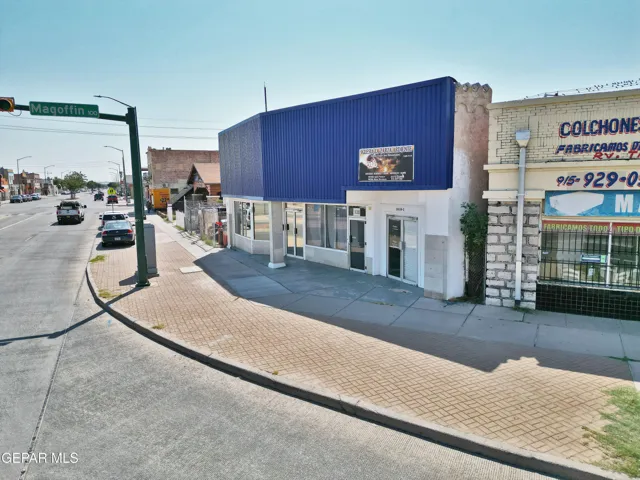 3018 Alameda Avenue, El Paso, Texas 79905