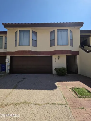 222 Canyon Terrace Drive, El Paso, Texas 79902