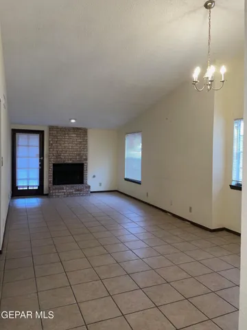 1504 Monte Sanders Lane A, El Paso, Texas 79935