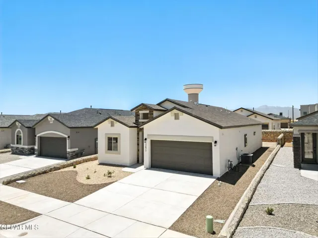 15121 Endurance Avenue, El Paso, Texas 79938