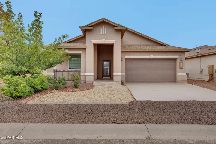 2209 Glitter, El Paso, Texas 79938