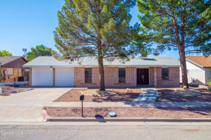 11240 Warcloud Avenue, El Paso, Texas 79936