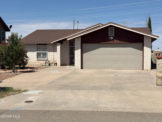 761 Martha Gale Drive, El Paso, Texas 79912