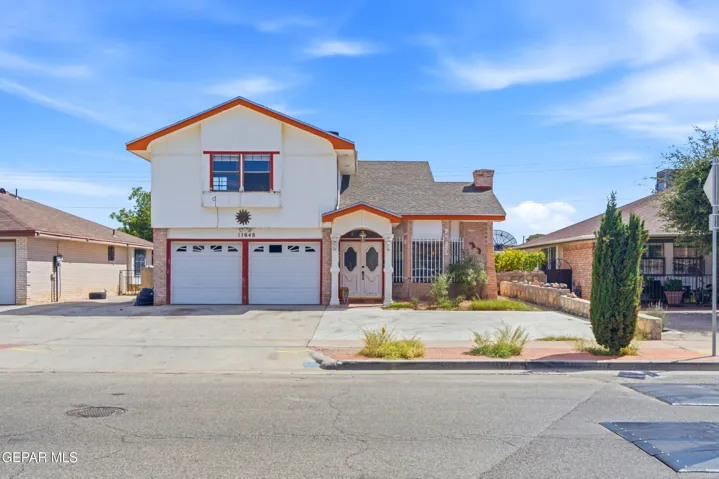 11648 Francis Scobee Drive, El Paso, Texas 79936