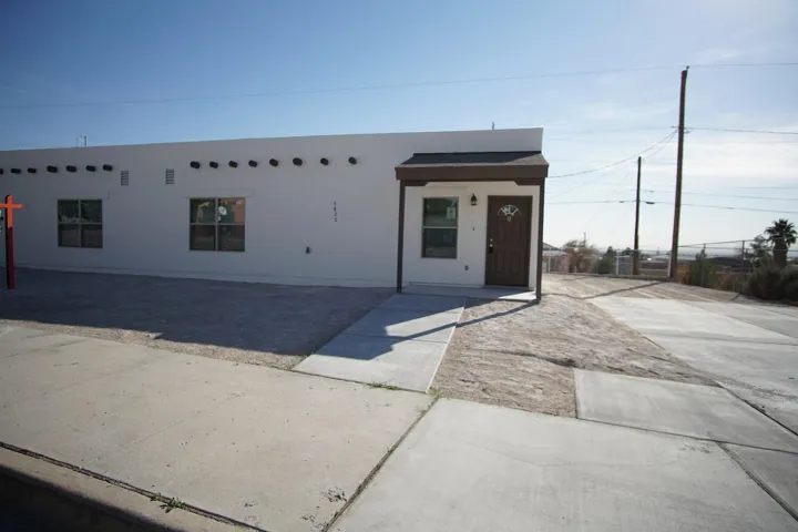 5820 Tamburo Court B, El Paso, Texas 79905
