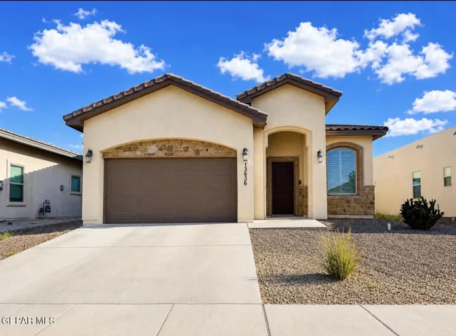 13636 Matfen Avenue, El Paso, Texas 79928