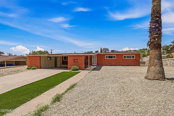 4233 Hampshire Lane, El Paso, Texas 79902