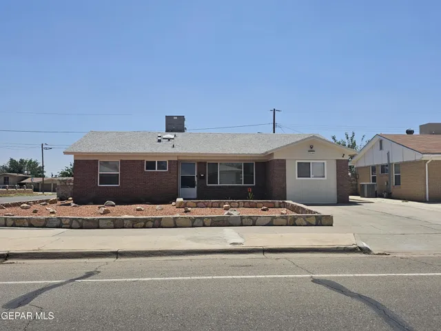 5644 Prince Edward Avenue, El Paso, Texas 79924