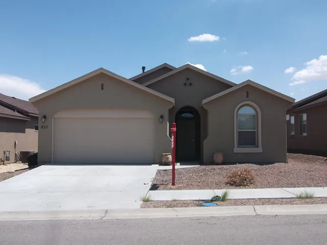 857 Blue Park Avenue, Santa Teresa, New Mexico 88008