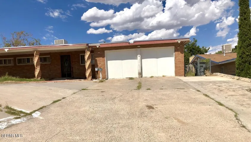 2709 Frankfort Avenue B, El Paso, Texas 79930