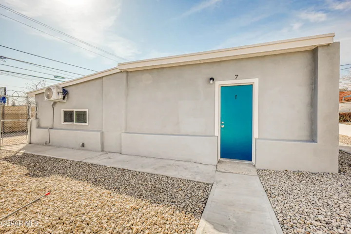 3622 Douglas Avenue 7, El Paso, Texas 79903