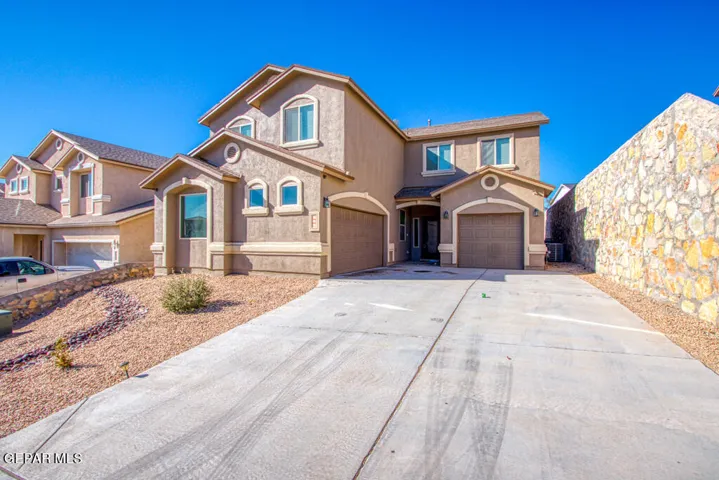 221 S Stoneside Drive, El Paso, Texas 79928