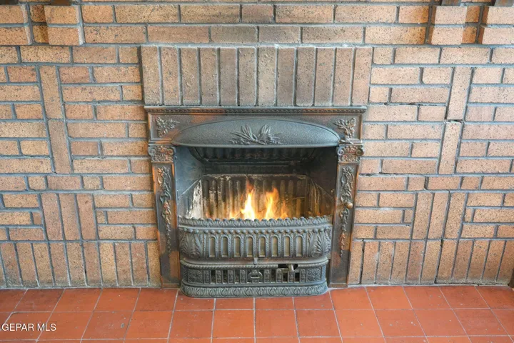 1170