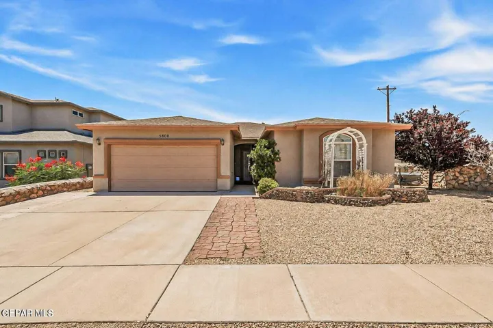 5800 Redstone Mesa Court, El Paso, Texas 79934