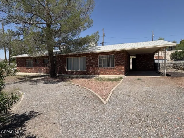 601 Alethea Park Drive, El Paso, Texas 79902