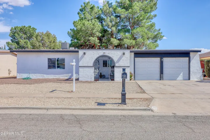 2320 Sea Side Drive, El Paso, Texas 79936