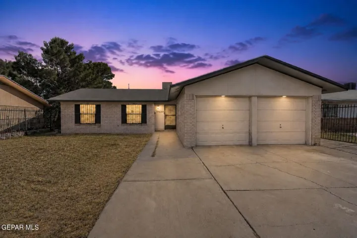 10420 Maxwood Drive, El Paso, Texas 79935