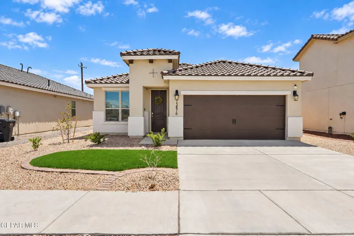 13876 Loreina Luz Avenue, El Paso, Texas 79928