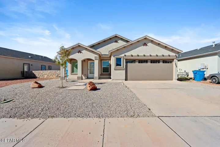 11648 Flor Freesia Drive, Socorro, Texas 79927