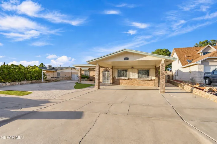 8528 Saratoga Drive, El Paso, Texas 79912