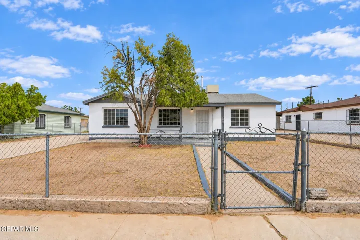 7607 Mazatlan Drive, El Paso, Texas 79915