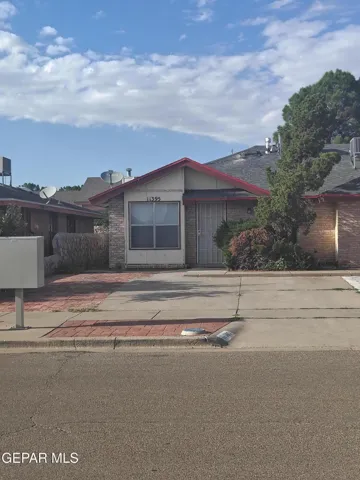 11395 Lake Erie Drive, El Paso, Texas 79936