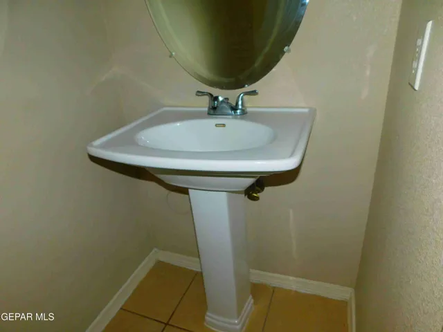 1170