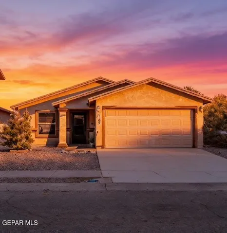 7105 Copper Canyon Drive, El Paso, Texas 79934