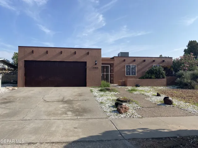 10801 Jack Fleck Drive, El Paso, Texas 79935