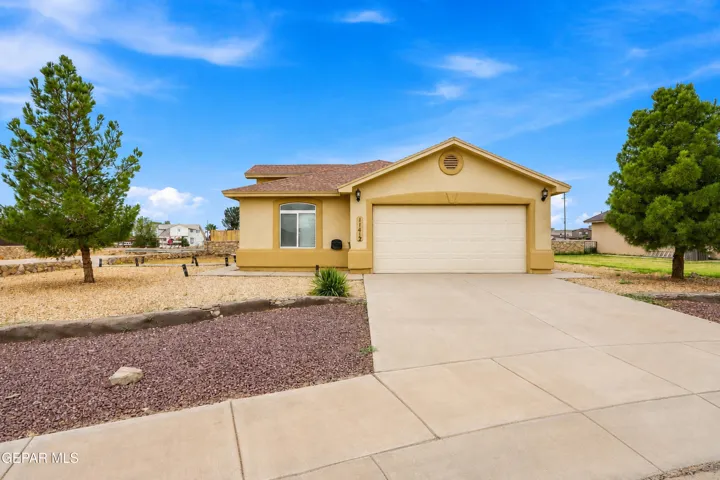 11412 Flor Veronica Drive, Socorro, Texas 79927
