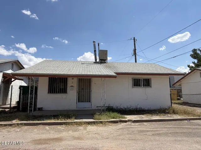7167 N Loop Drive 3, El Paso, Texas 79915
