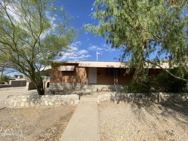 1243 Dakota A, El Paso, Texas 79930
