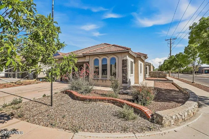 13470 Everingham Street, El Paso, Texas 79928
