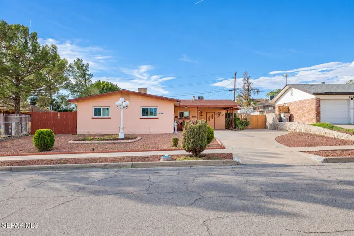6017 Isabella Drive, El Paso, Texas 79912