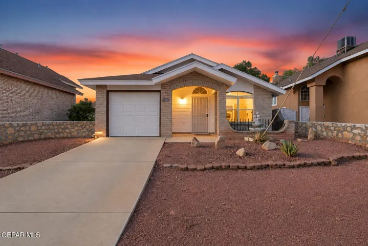 12109 Tower Hill Drive, El Paso, Texas 79936