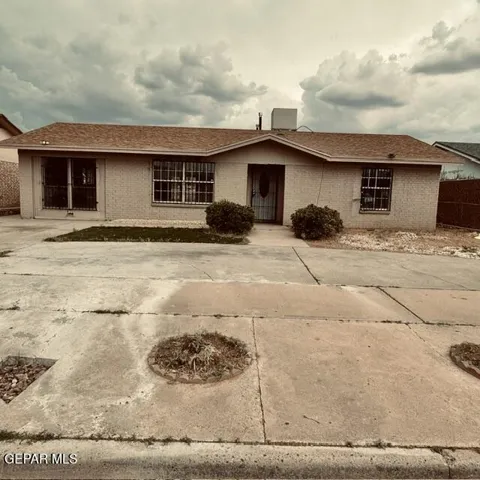 10824 Gemstone Street, El Paso, Texas 79924