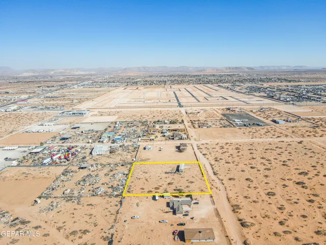 Tbd Laura Lane, El Paso, Texas 79938