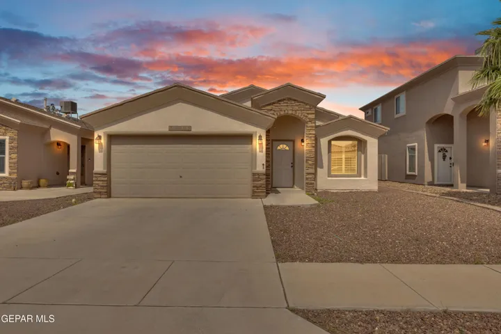 3833 Loma Brisa Drive, El Paso, Texas 79938