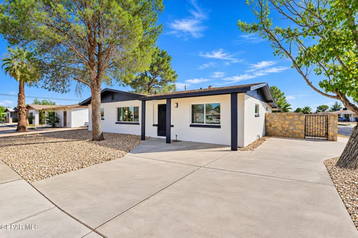 8370 Park Haven Avenue, El Paso, Texas 79907