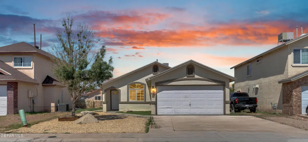 453 Valle Del Mar Drive, Socorro, Texas 79927