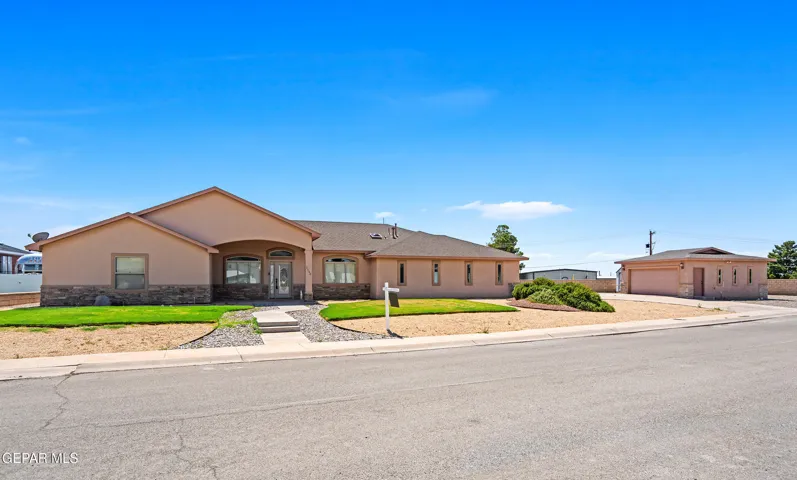 2140 Cielo Grande Court, Alamogordo, New Mexico 88310