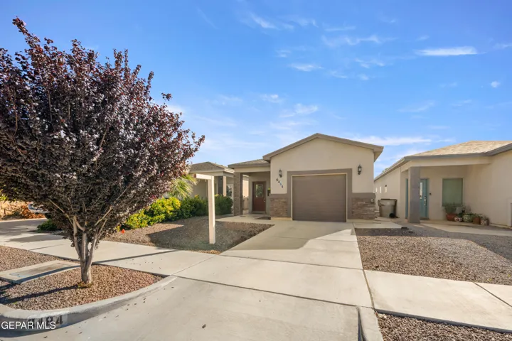 6484 Harapon Street, El Paso, Texas 79932