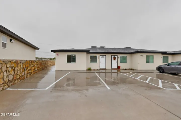 1483 O Sullivan Drive A, Horizon City, Texas 79928
